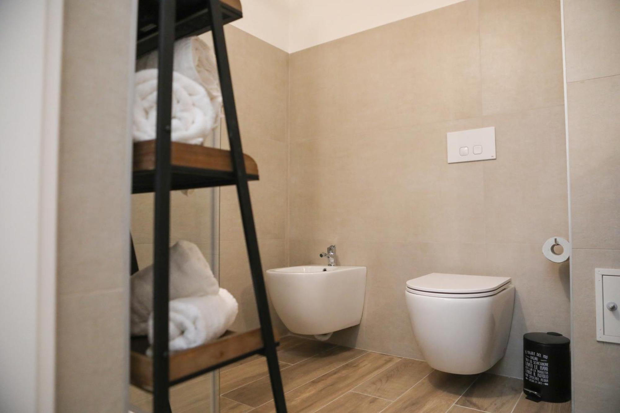 Luxury Regina 14 Apartment Bari Bagian luar foto