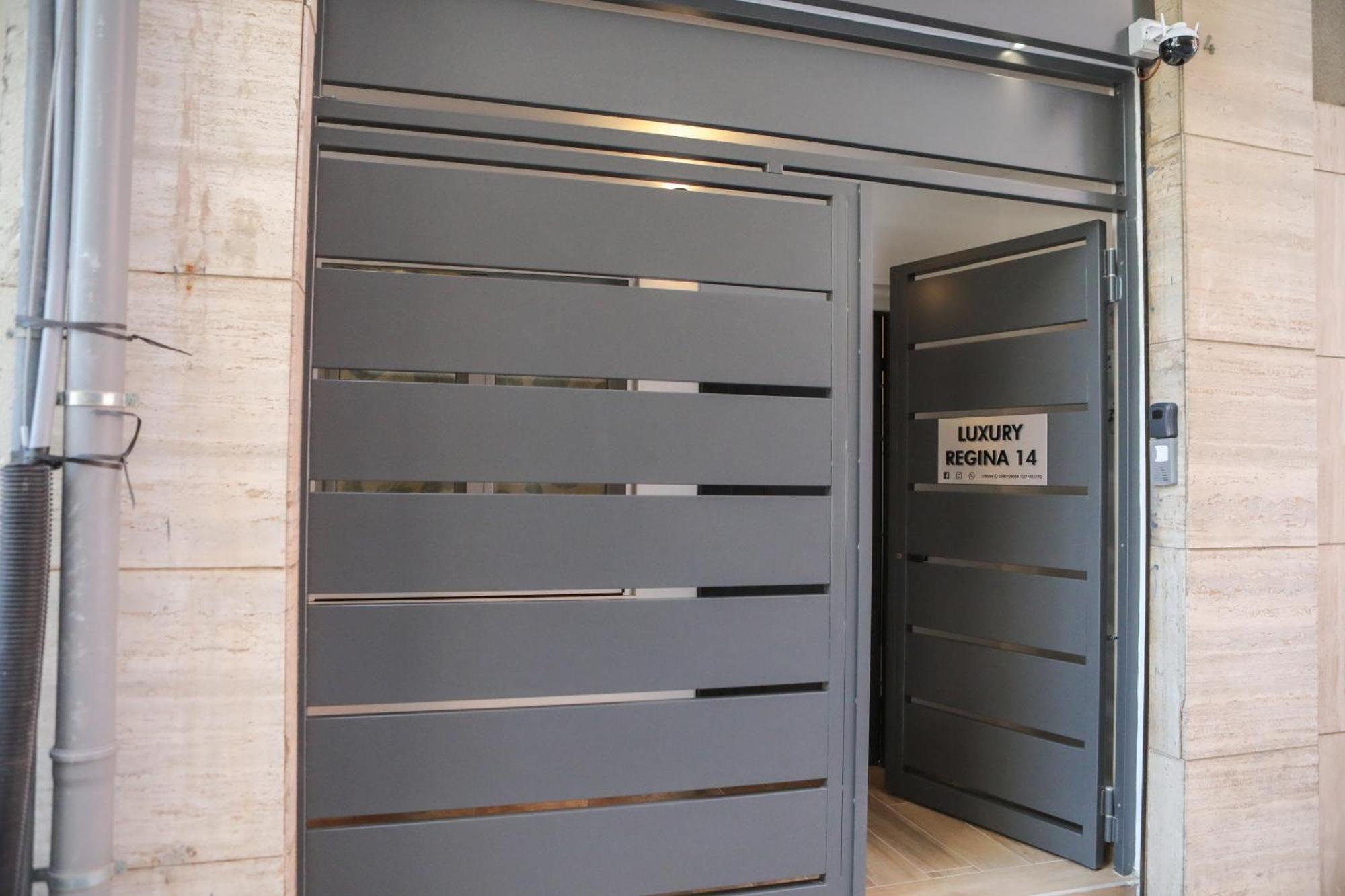 Luxury Regina 14 Apartment Bari Bagian luar foto