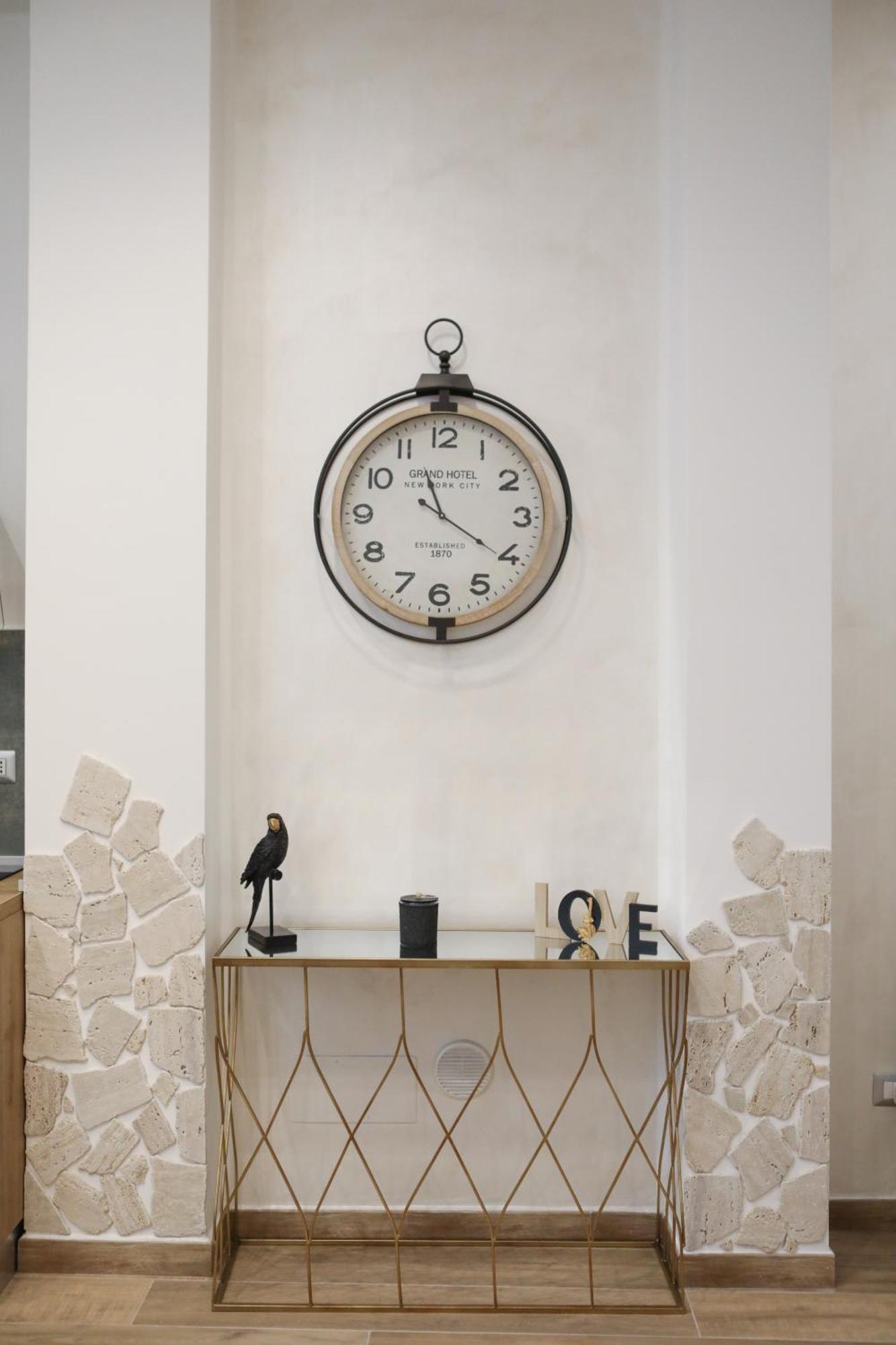 Luxury Regina 14 Apartment Bari Bagian luar foto