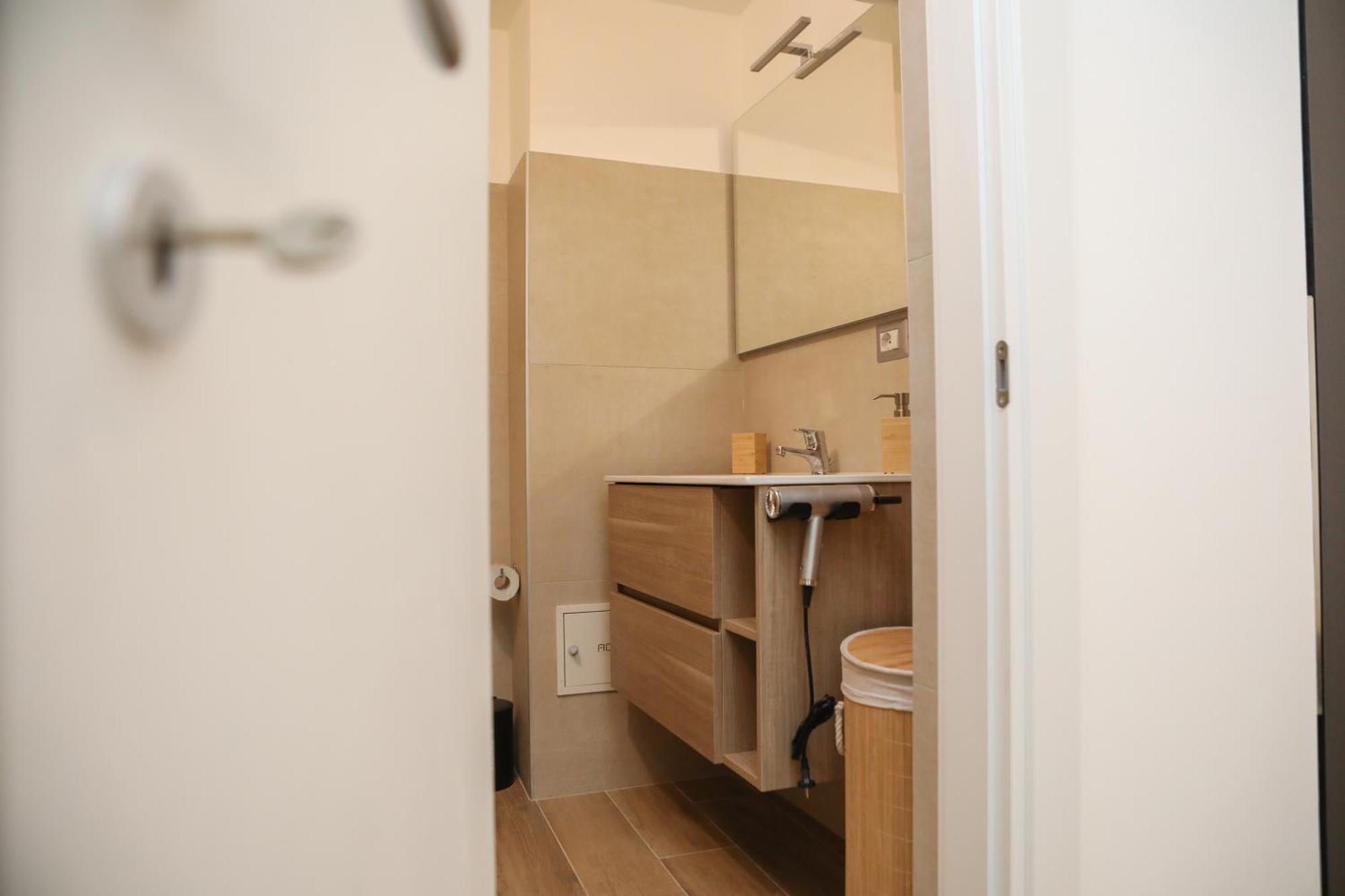 Luxury Regina 14 Apartment Bari Bagian luar foto