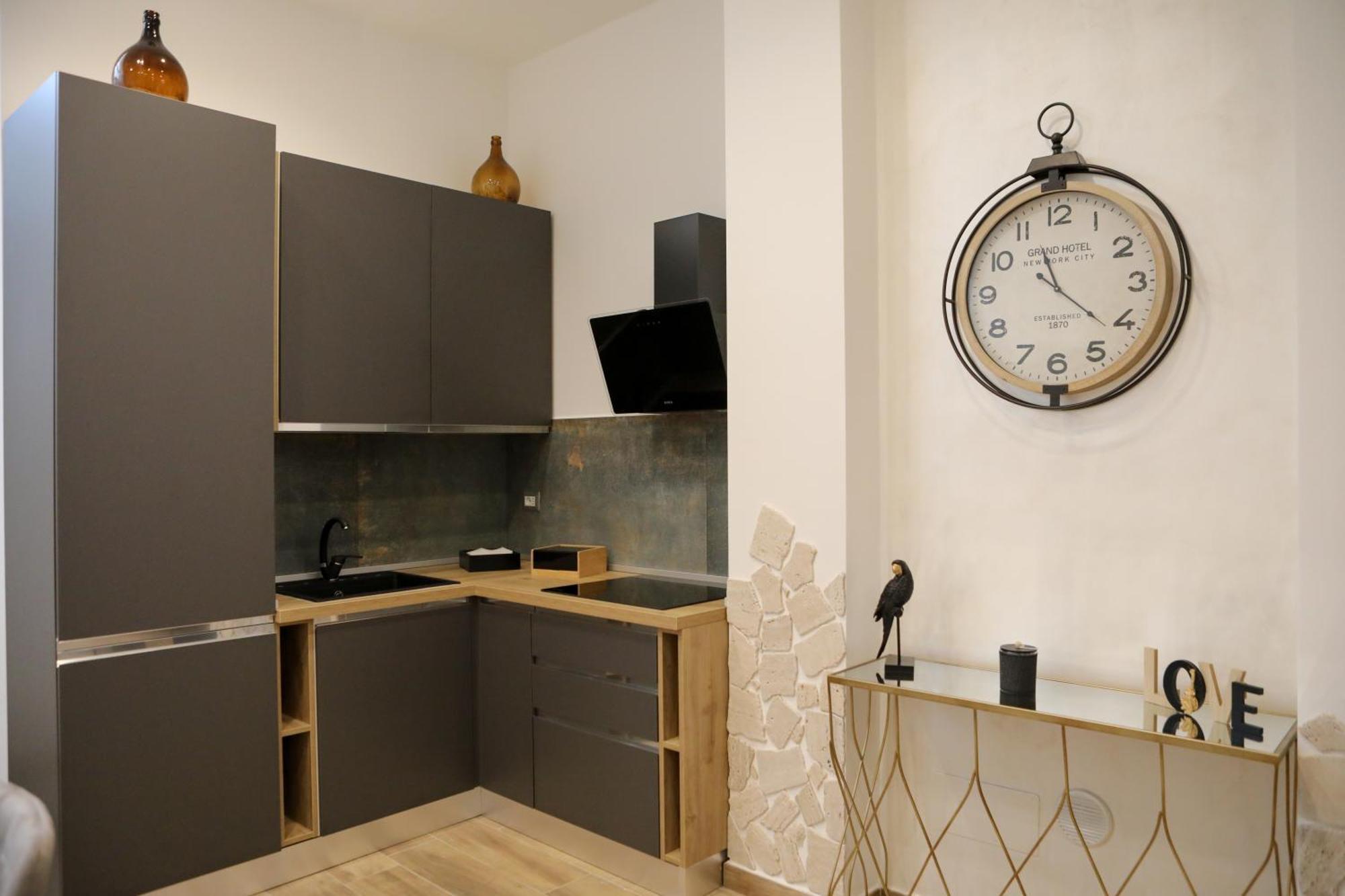 Luxury Regina 14 Apartment Bari Bagian luar foto